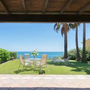 Urb Playa Azul 24 Ferienhaus